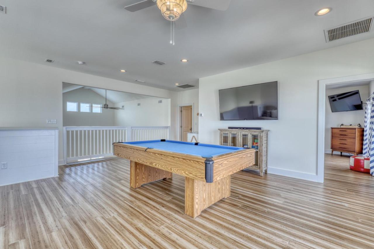Salty Seahorse - Waterfront! Pet Friendly! Game Room, Pool Table, Beautiful Views - Room For The Whole Family Home ดอฟินไอแลนด์ ภายนอก รูปภาพ